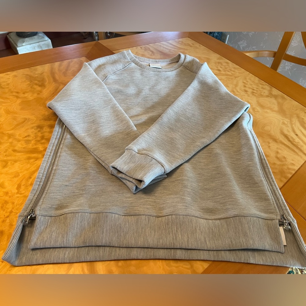 Varley Gray Sweatshirt